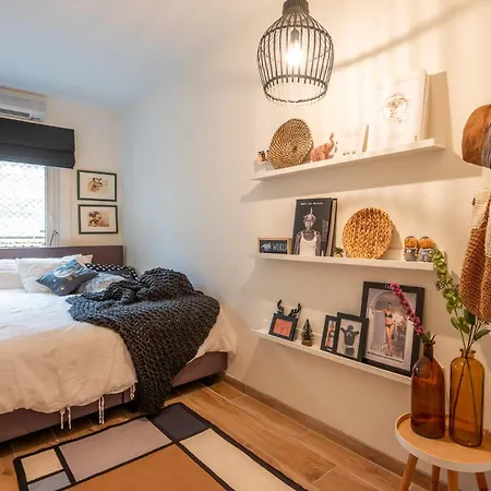 Apartamento Centrally Located Close To The